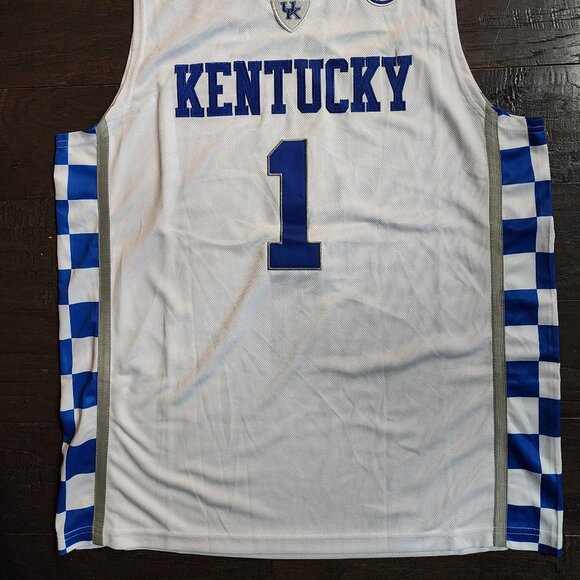 Retro Vintage Devin Booker #1 Kentucky Wildcats Basketball Jersey NWT Size M - Picture 2 of 6